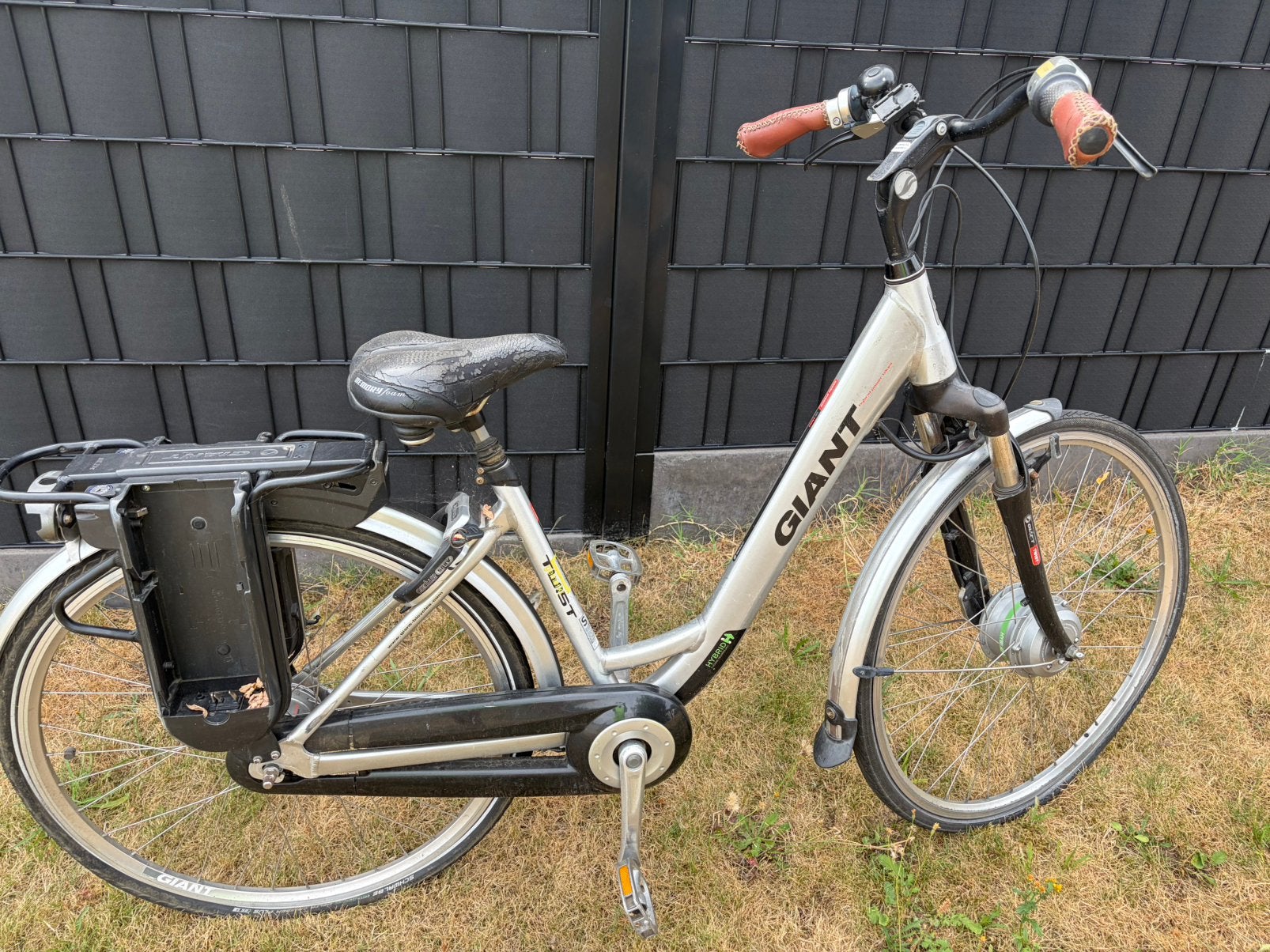Elektrische fiets Giant voor onderdelen, Ophalen, Zo goed als nieuw, Giant