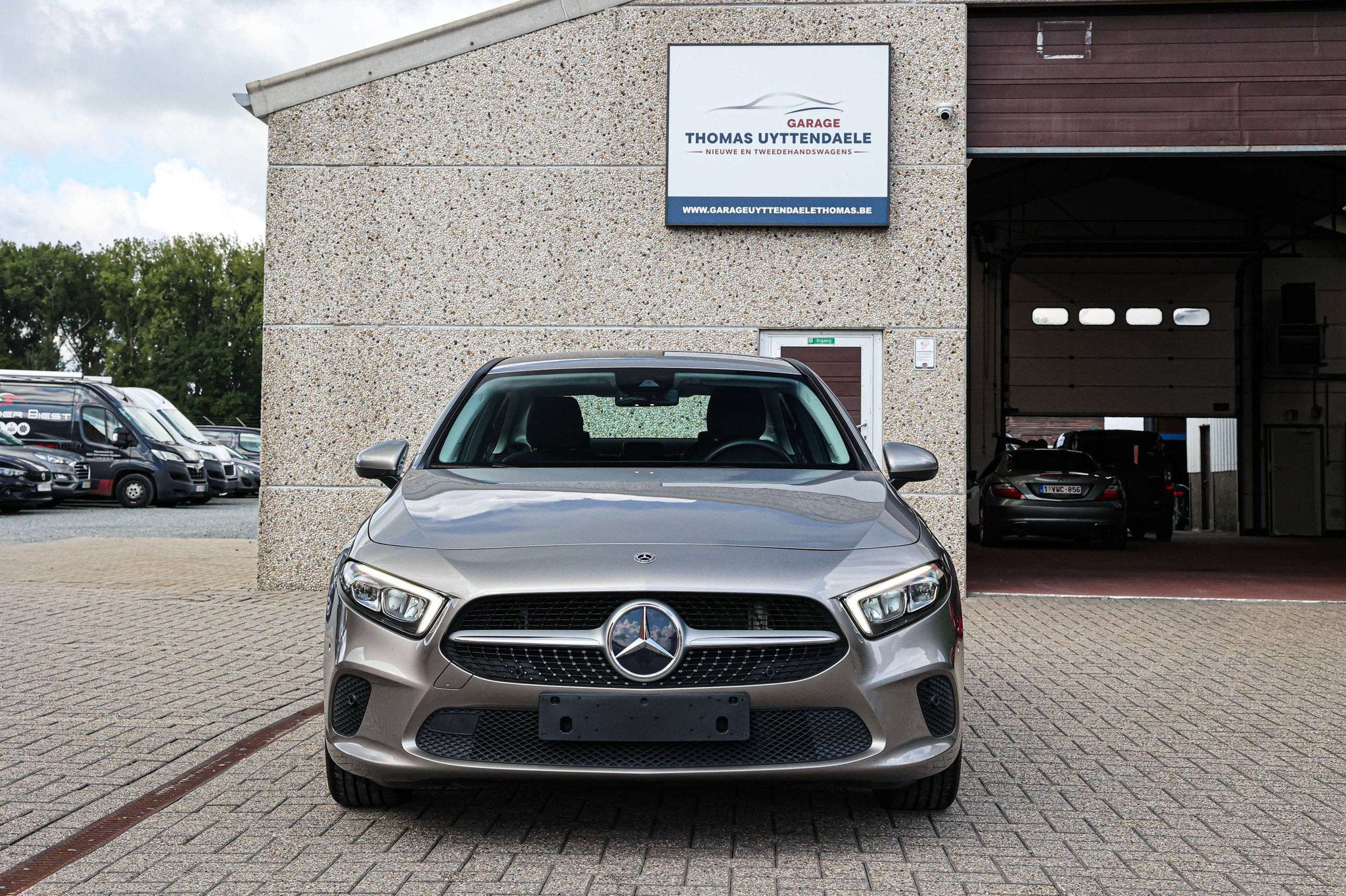 Mercedes-Benz A-Klasse 200 BUSINESS+PROGRESSIVE-UITVOERING*Z, Autos, 1385 kg, Achat, Entreprise, Phares entièrement LED