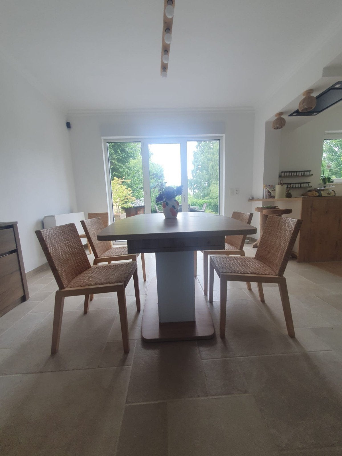 tables, Enlèvement