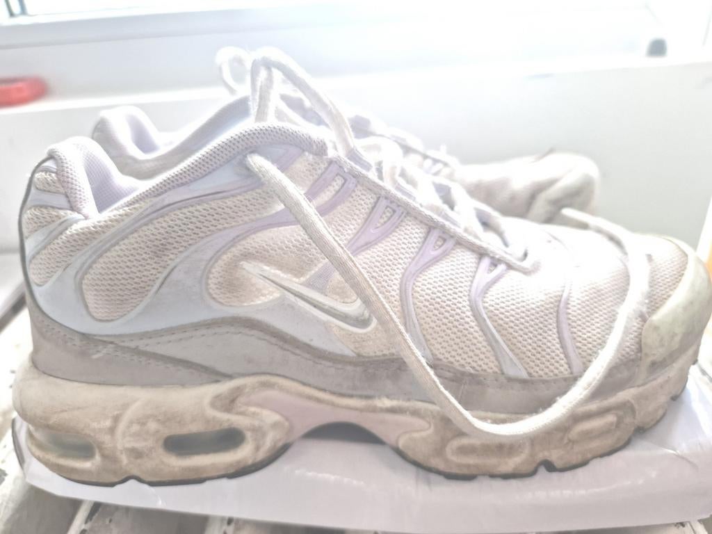 Baskets blanches Nike Air Max plus TN taille eur 34, Enlèvement