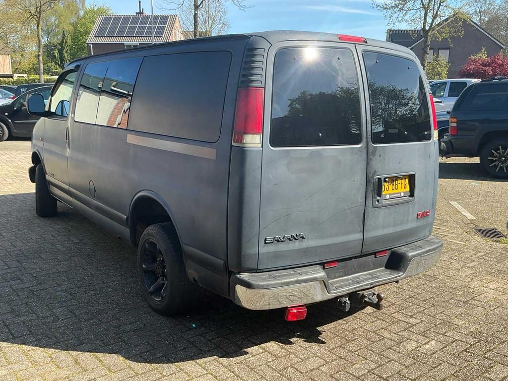 GMC SAVANNA Chevrolet Express bedrijfsbus, Auto's, Gebruikt, Bedrijf, Diesel, Te koop