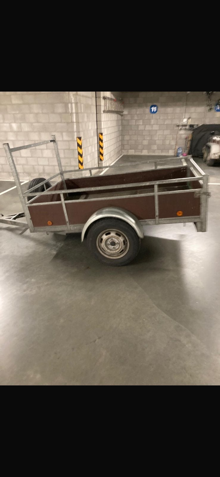 Aanhangwagen, Enlèvement, Comme neuf