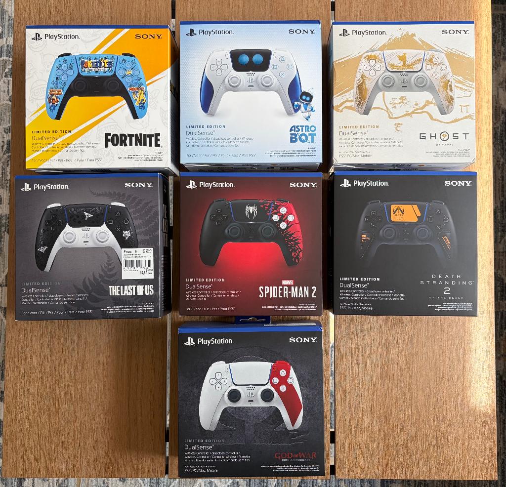 Sony Playstation DualSense  controller in beperkte oplage, Games en Spelcomputers, Ophalen of Verzenden, Nieuw, Controller, Draadloos