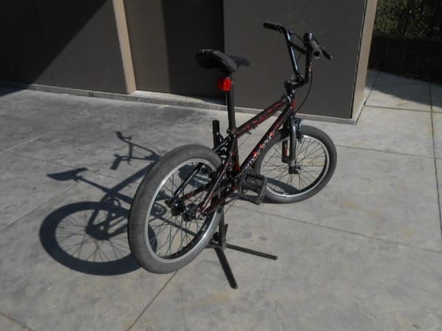 "BMX "Kink BMX Kicker 18", Fietsen en Brommers, Fietsen | Crossfietsen en BMX, Gebruikt, 16 tot 20 inch, Staal, Voetsteunen, Ophalen