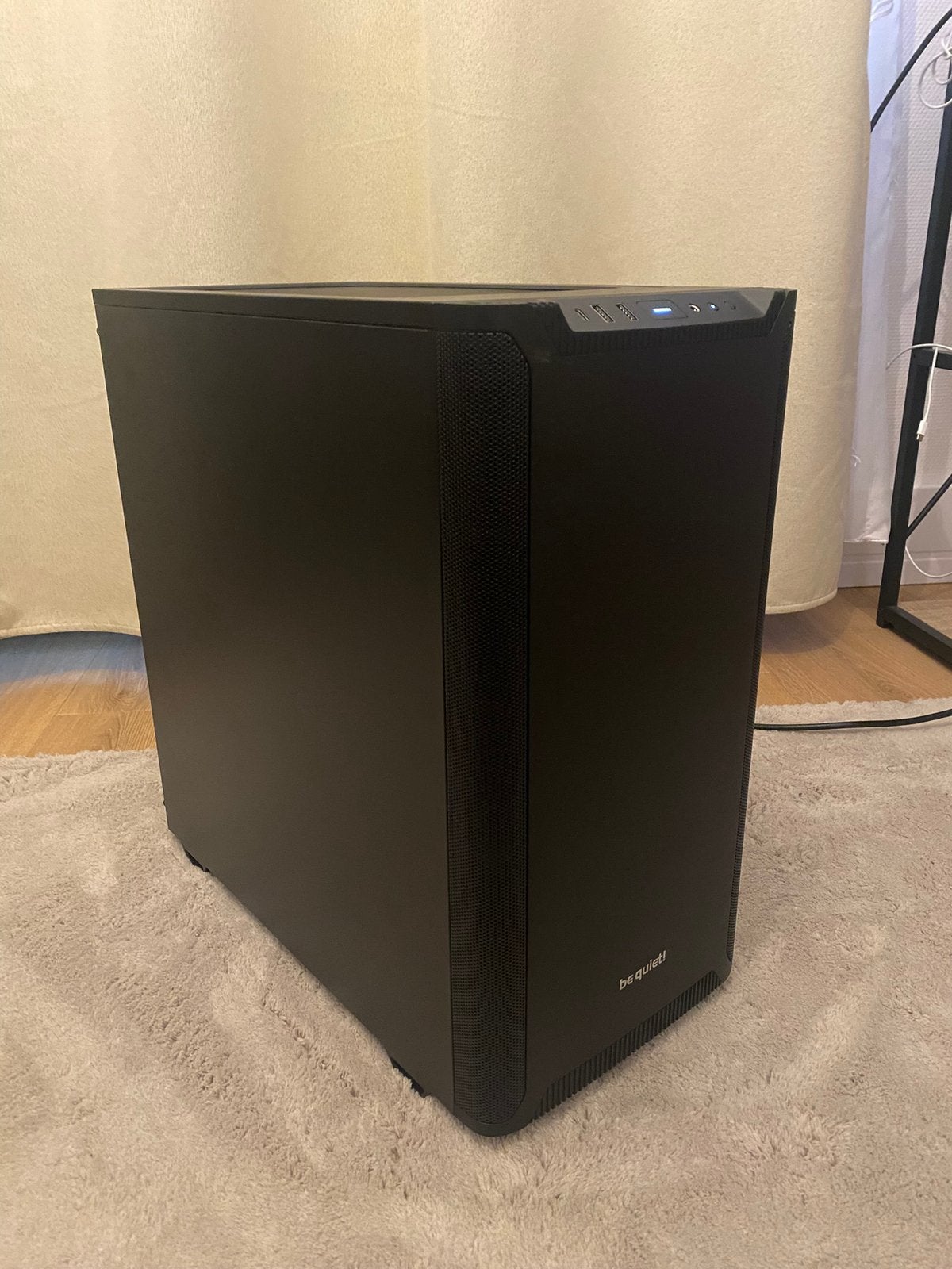 Eenvoudige en zeer krachtige gaming-pc, 5060Ti, Ophalen, 32 GB, Zo goed als nieuw, Gaming