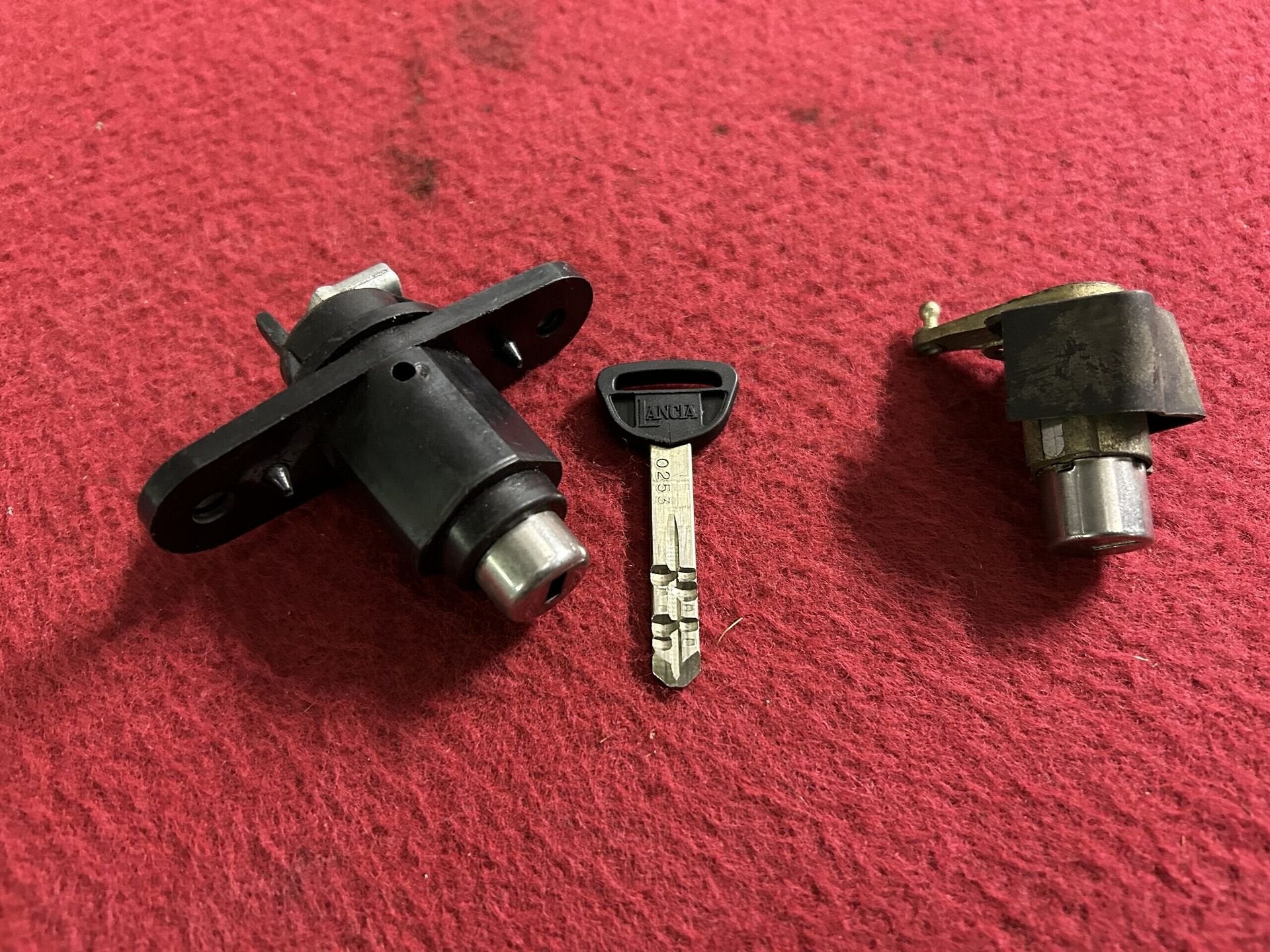 Lancia Beta 2 sloten, 1 sleutel, -, Utilisé, -, Lancia