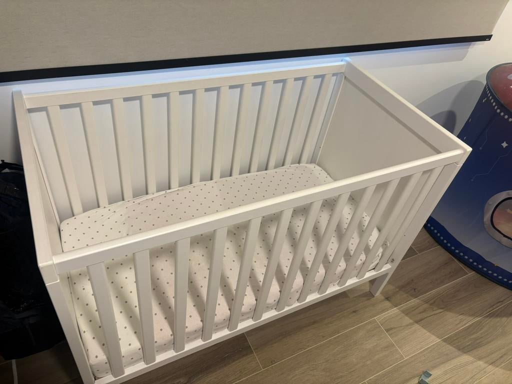 Baby bed and matress - IKEA, Enlèvement, Utilisé, Lit