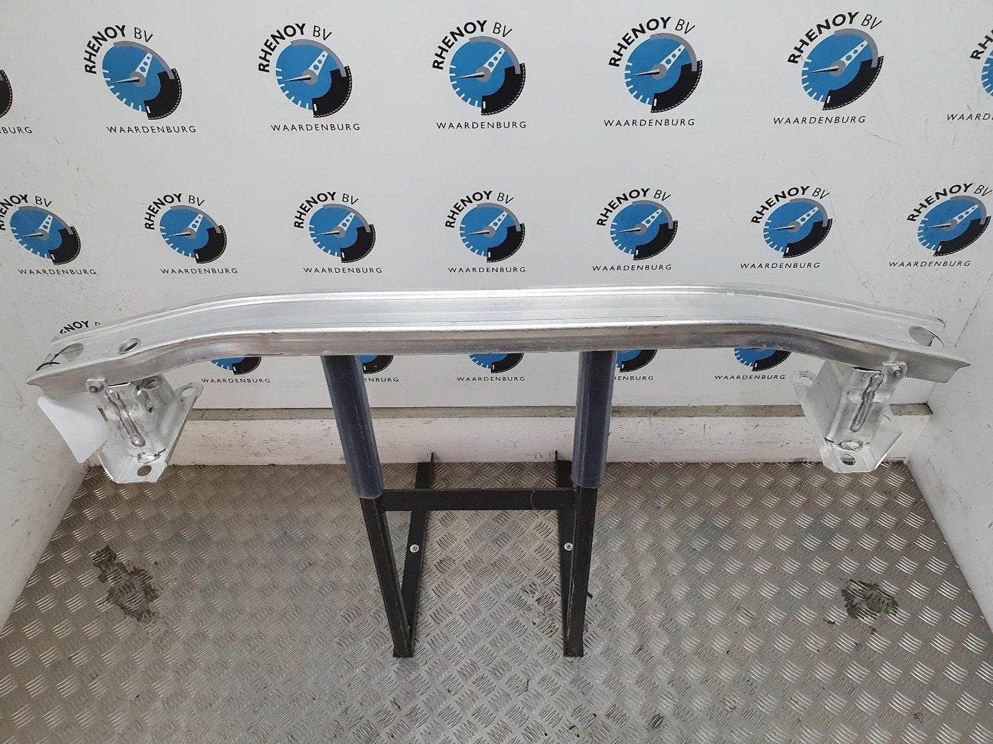 RENAULT CLIO VOORBUMPER BALK 2013, Ophalen of Verzenden, Gebruikt, ARN erkend