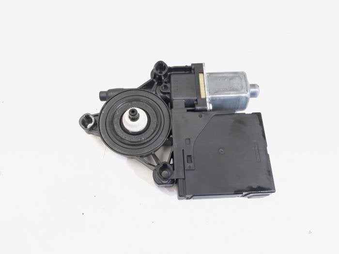 Moteur de vitre portière d'un Volkswagen Passat, Volkswagen, -, 3 mois de garantie, Utilisé