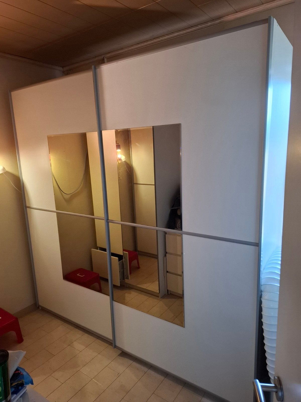Grote kleerkast met spiegel, Huis en Inrichting, Ophalen