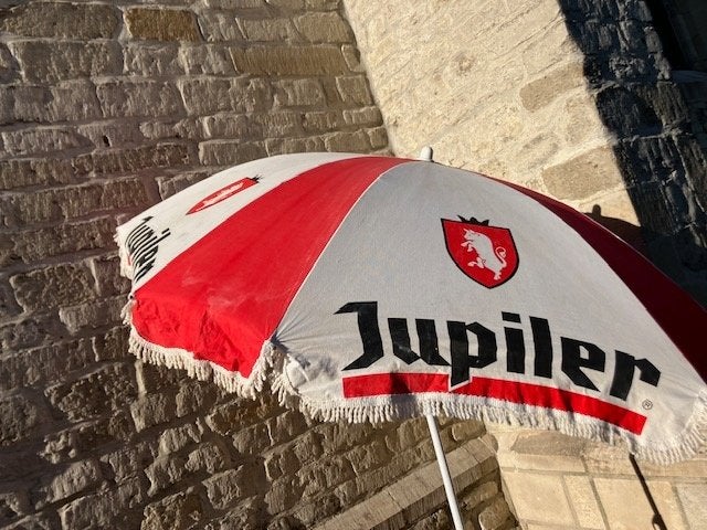 STOFFEN CAFEPARASOL JUPILER. GOEDE STAAT., Antiek en Kunst, Ophalen of Verzenden
