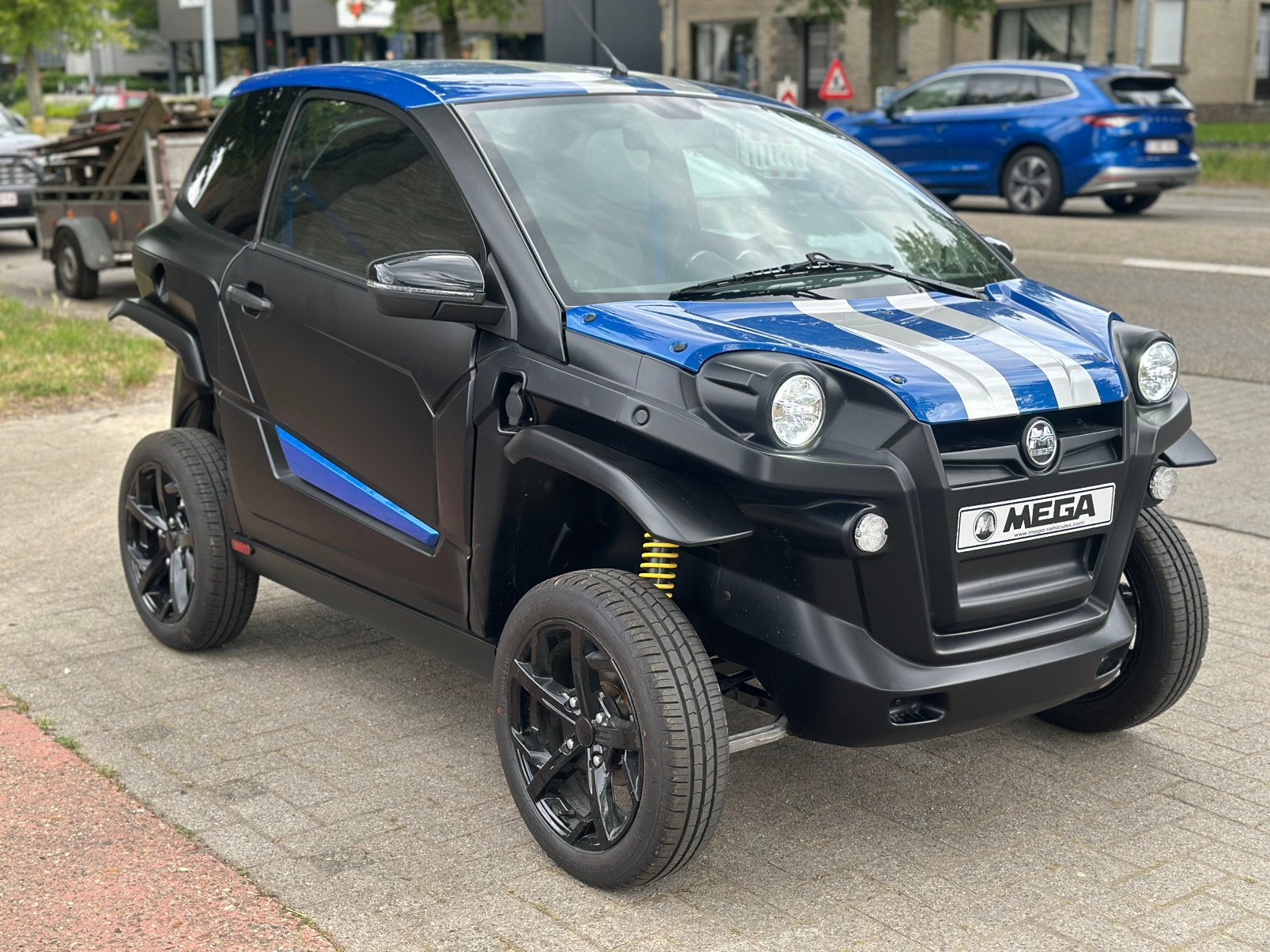 Mega E-Scouty - Nieuw - 19KM - 45km snelheid, Auto's, Aixam, Automaat, Blauw, Leder, Te koop