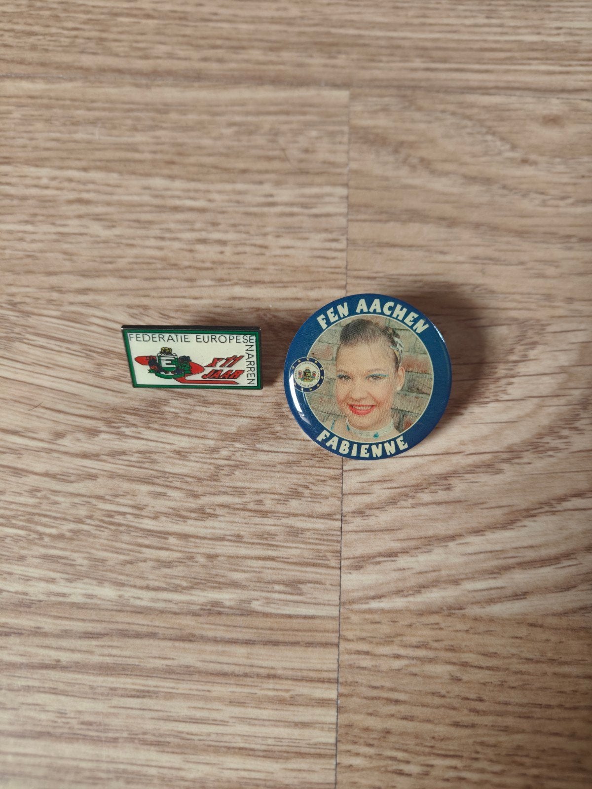 carnaval pins fen, Enlèvement ou Envoi