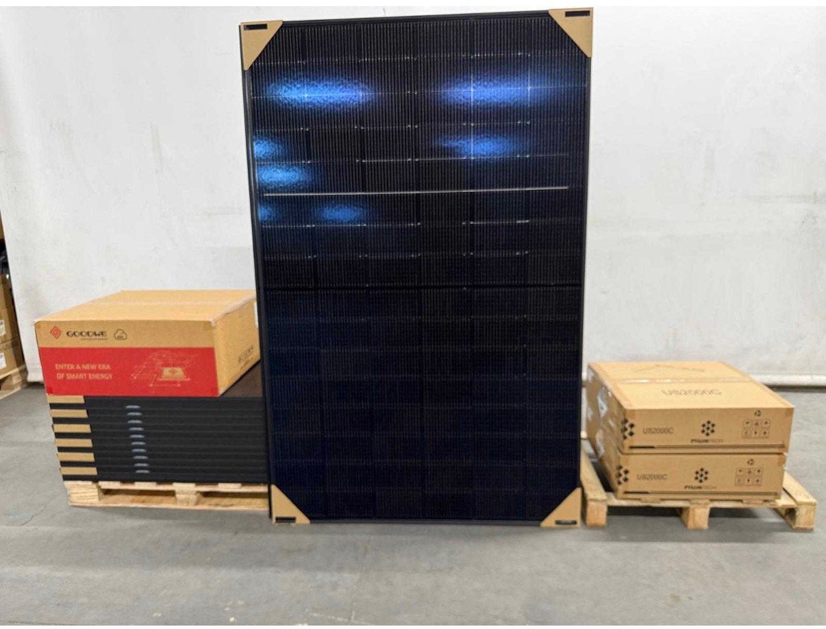 Volledige set zonnepanelen + hybride omvormer + batterij 5kw, 200 wattpiek of meer, Nieuw, Ophalen of Verzenden, Compleet systeem