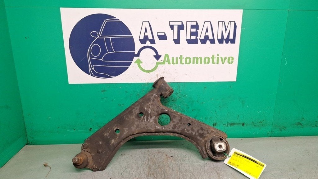 BRAS DE SUSPENSION AVANT GAUCHE (TRIANGLE) MiTo (955), Autos : Pièces & Accessoires, Stellantis Europe S.p.A, IPC D1-09 Bahnhofsplatz
65423  Rüsselsheim am Main, DE