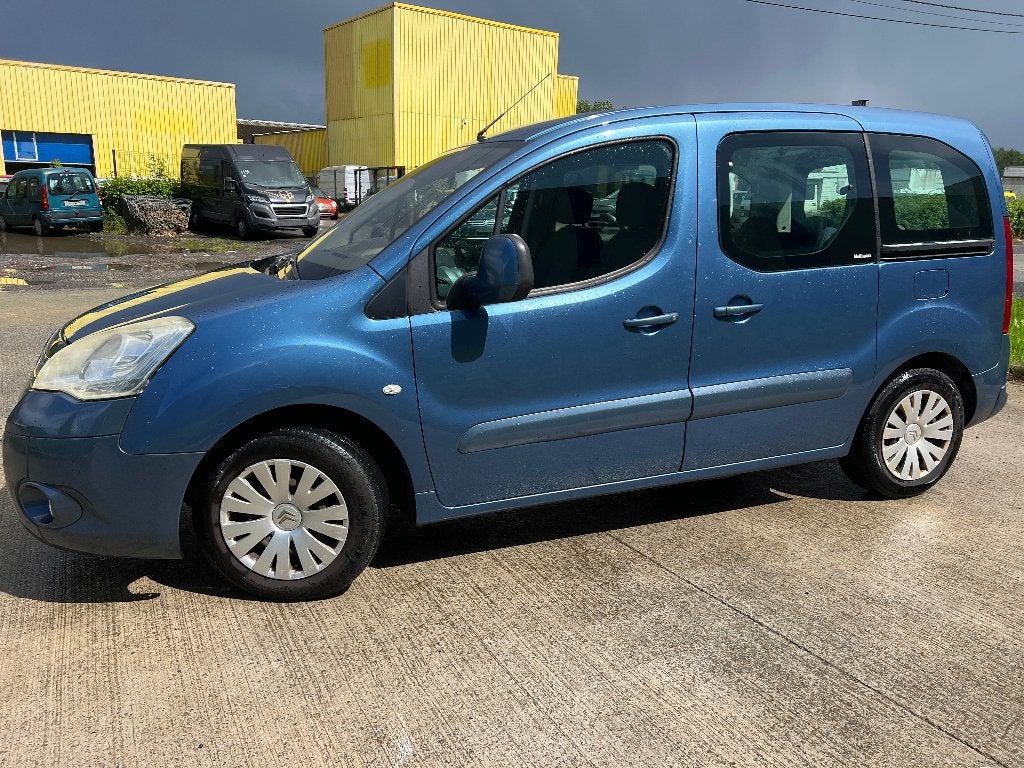 5 Place Citroen Berlingo 1.6 Diesel, Achat, Entreprise, Boîte manuelle, 5 portes