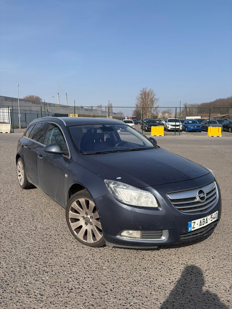 Opel insignia AUTOMATIQUE DIESEL, Autos, Opel, Cuir, Achat, Diesel, Automatique