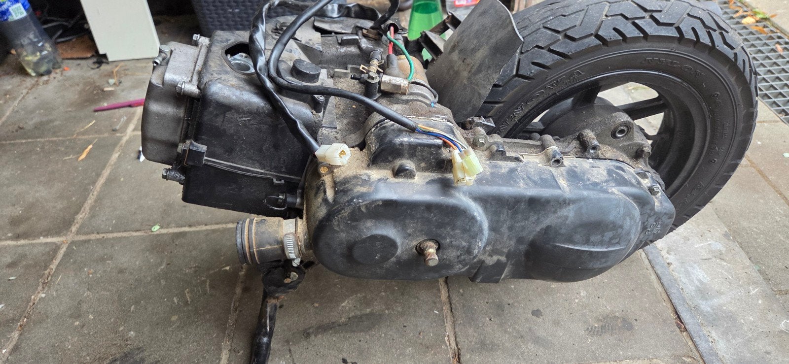 Motor NECO ONE, LASOURIS, BTC, KYMCO, BEELINE ETC, Enlèvement, Comme neuf, Bloc, 139QMB