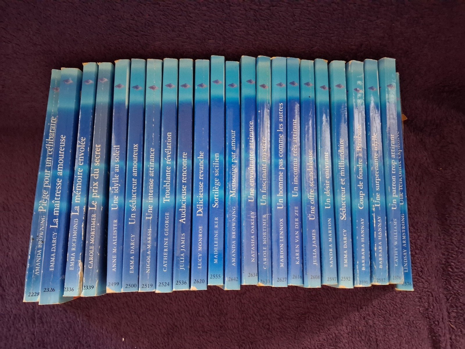 Lot de 23 romans Harlequin série Azur, Livres, Enlèvement ou Envoi, Comme neuf
