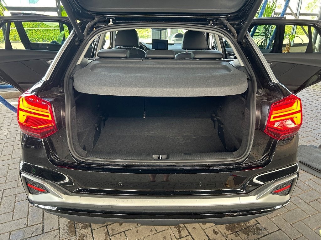 Audi Q2 35 TFSI 150 ch – 2024 – 25.000 km –Très bien équipée, Auto's, Parkeerassistent, 115 cc, Zwart, Leder