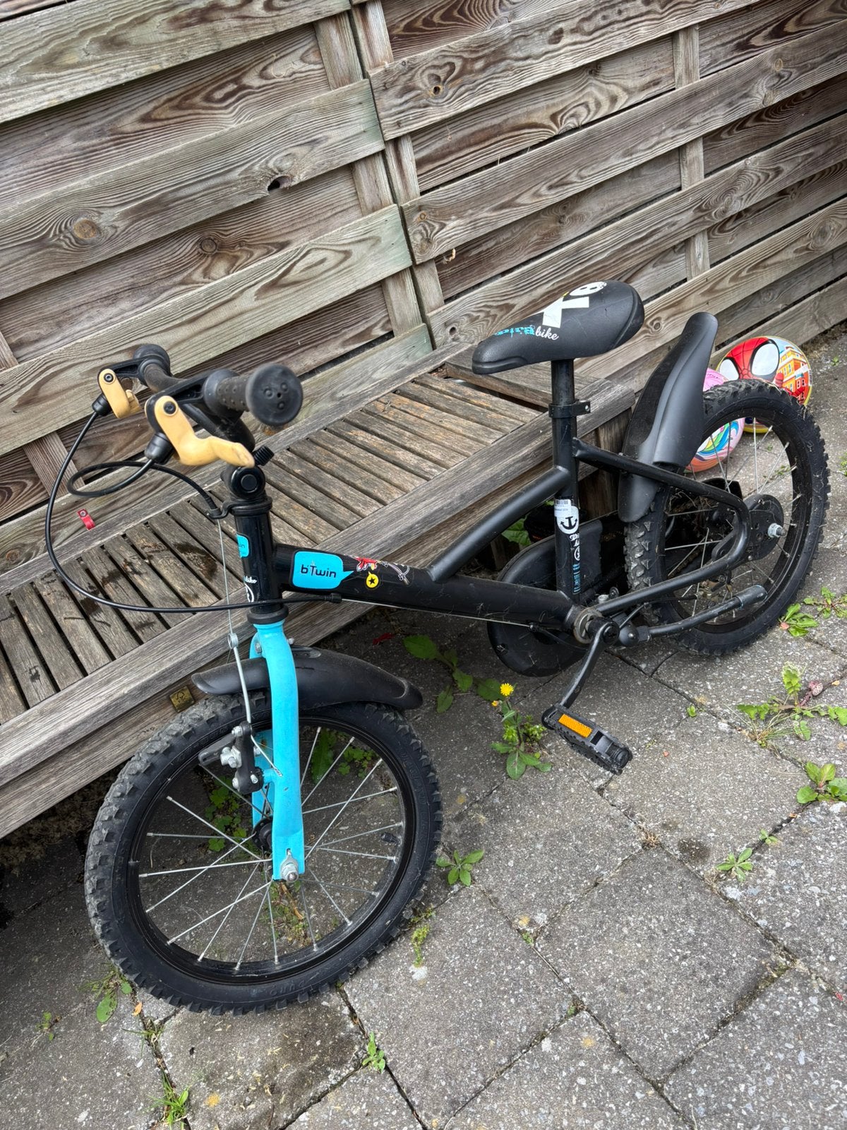 B’Twin kinderfiets 14 inch, Fietsen en Brommers, Ophalen, Zo goed als nieuw