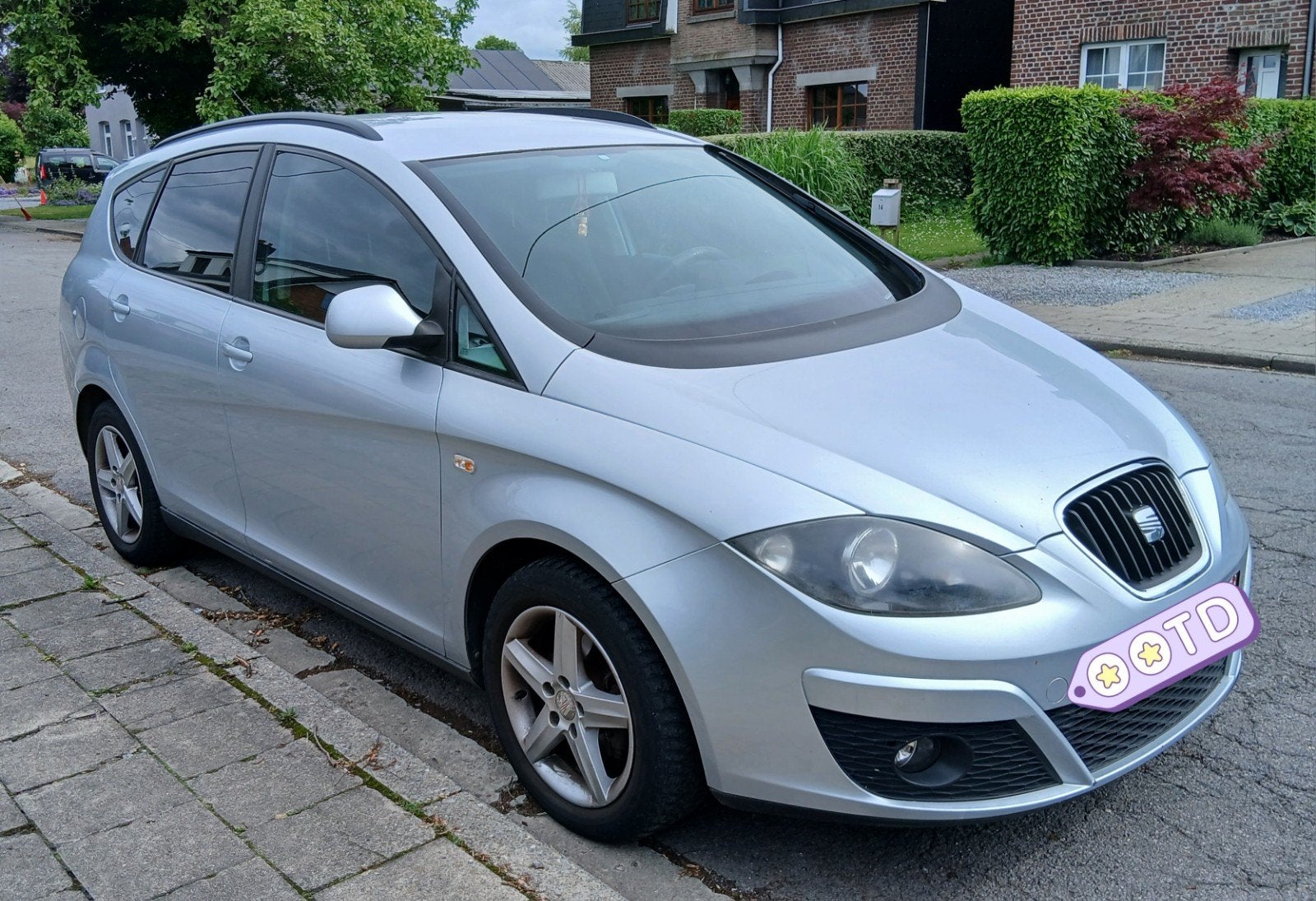 Seat Altea XL 1.6tdi Euro5, 2011, 178500 km, prêt a immat, Autos, Achat, Boîte manuelle, Diesel, Particulier