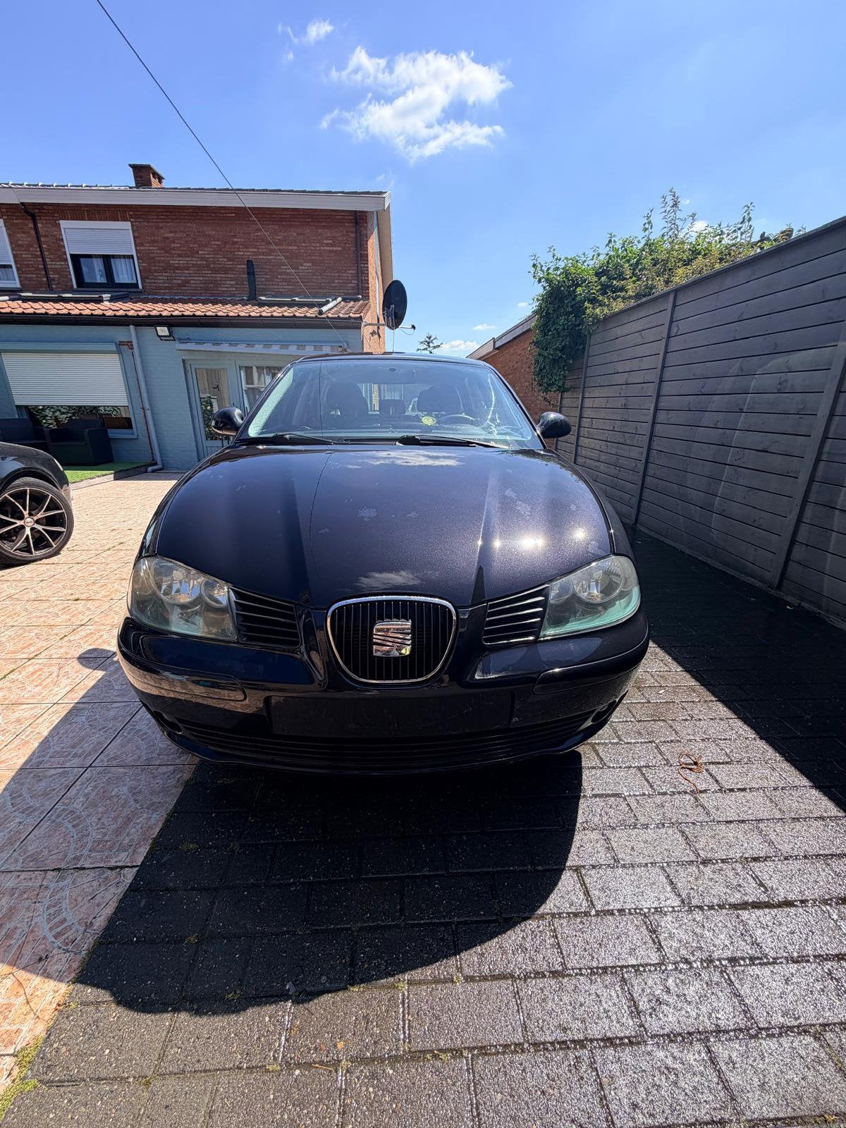 Seat Ibiza 1.4 Benzine AUTOMAAT Lez Ok!, Auto's, Seat, Automaat, 75 kW, Stof, Zwart