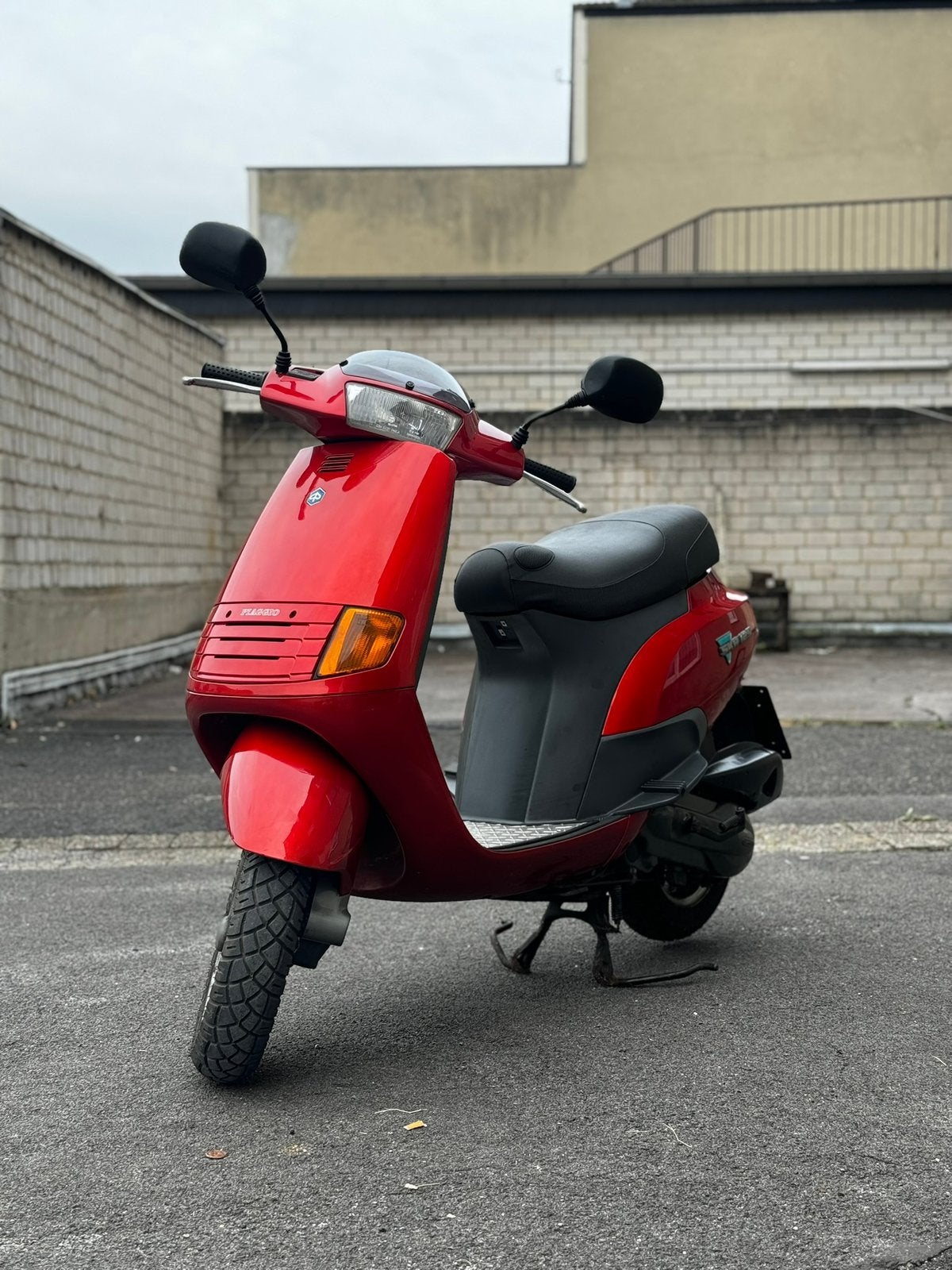 ‼️GEZOCHT‼️ PIAGGIO SKR / TPH 125 (staat maakt niet uit), Ophalen, Zo goed als nieuw