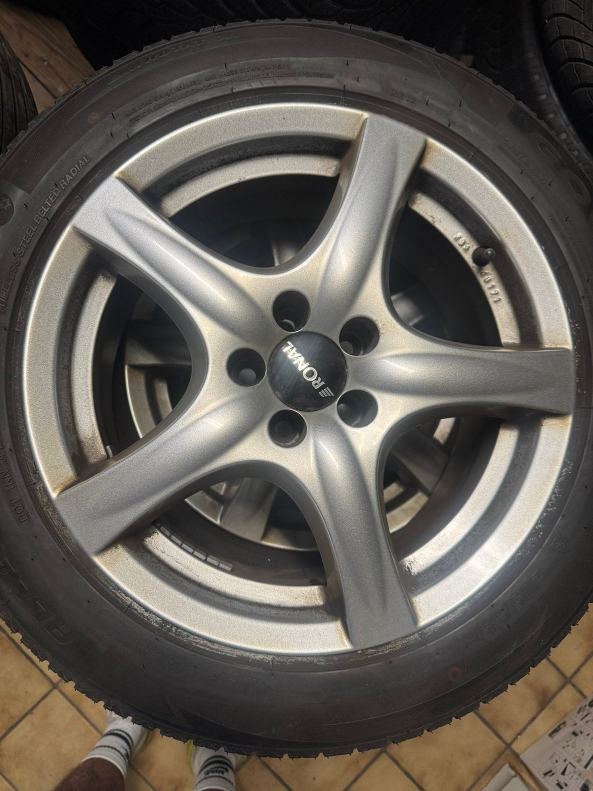 4 RONAL 16" VELGEN + WINTERBANDEN — 5x100 — 205/55 R16, Ophalen, Winterbanden, Band(en)