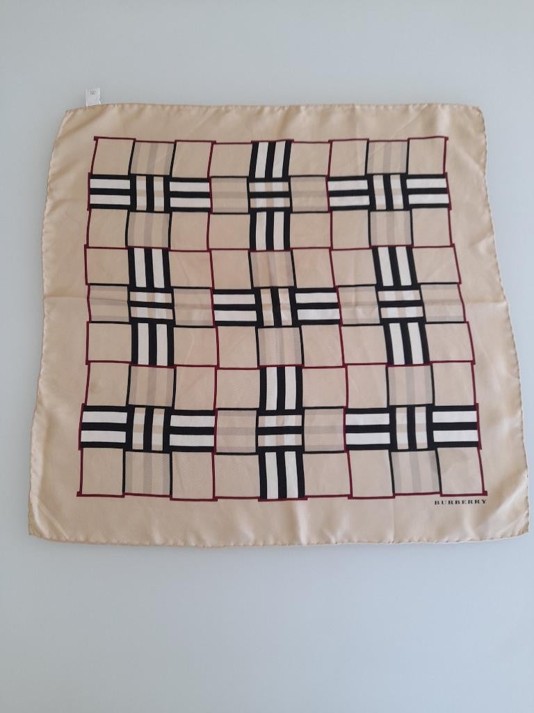 sjaal BURBERRY, Vêtements | Femmes, Bonnets, Écharpes & Gants, Enlèvement ou Envoi, Comme neuf, Écharpe