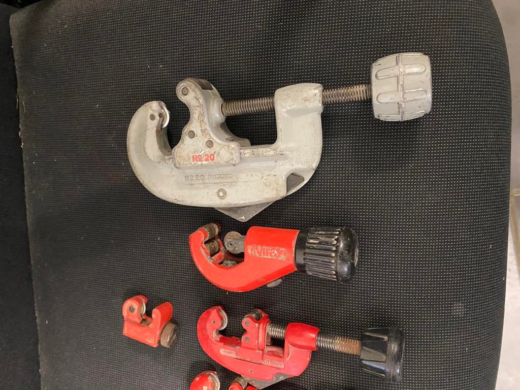 pijpsnijders van professionele merken zoal RIDGID en Virax., Doe-het-zelf en Bouw, Ophalen, Zo goed als nieuw