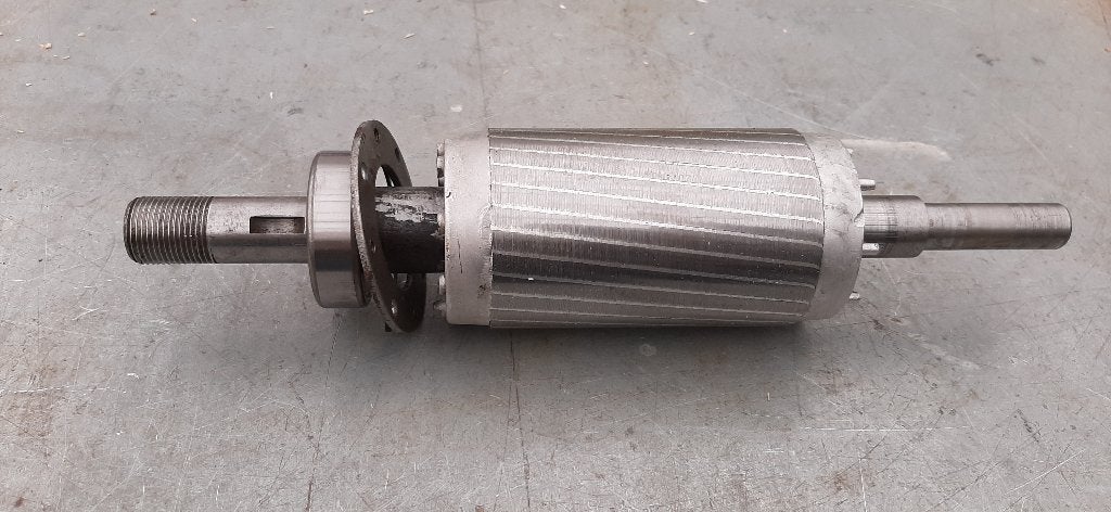 Ik zoek een anker voor motor van dewalt 1370   220 v, Enlèvement ou Envoi, 1200 watts ou plus, 30 à 70 mm, Utilisé