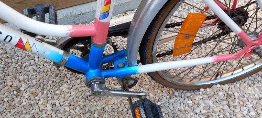 Mooie kinder fiets. Girardengo., Enlèvement