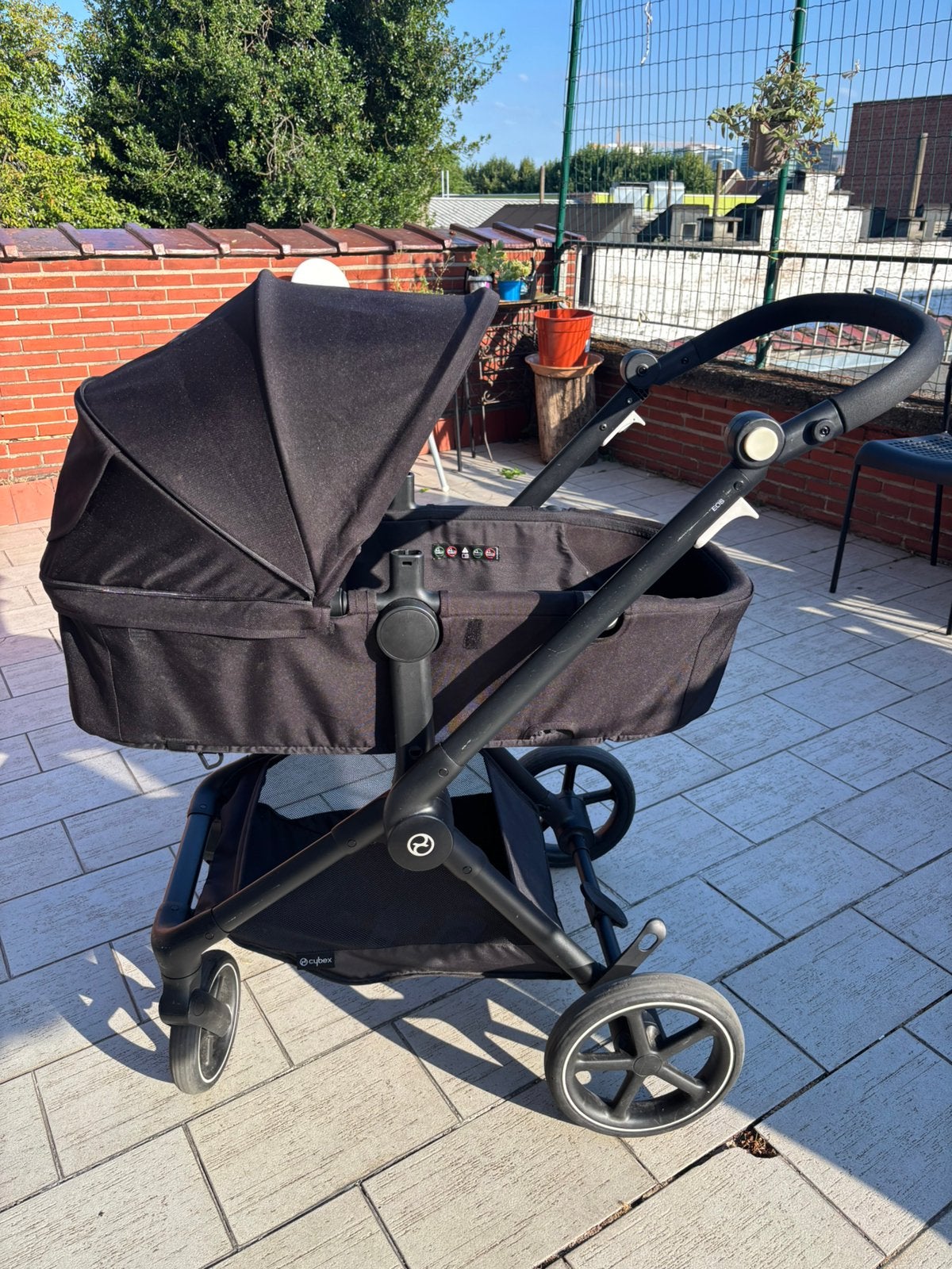 Poussette CYBEX EOS 3-en-1 – Très bon état, Autres marques, Avec siège auto, Comme neuf, Enlèvement