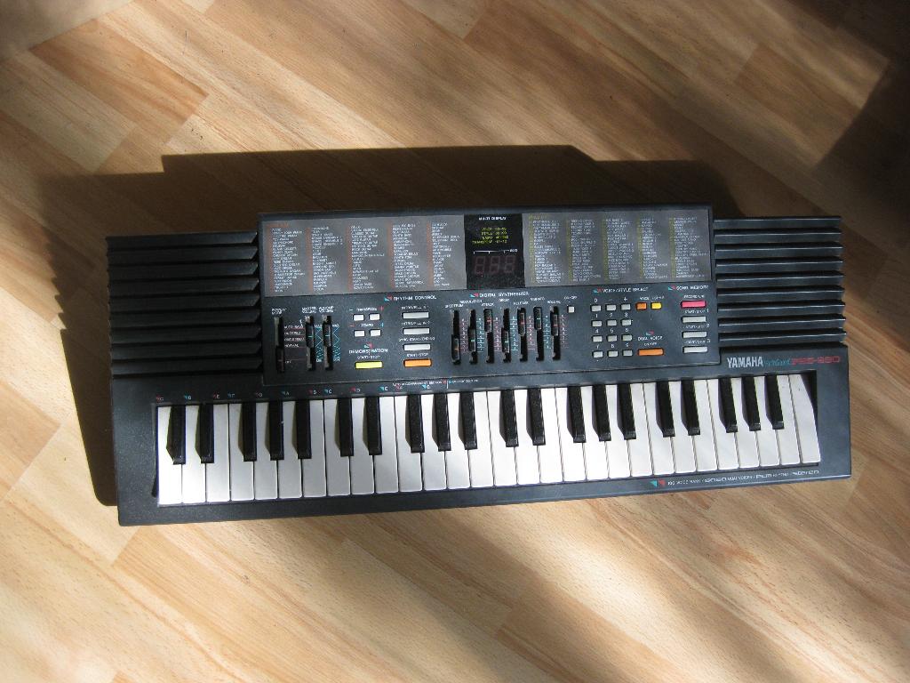 Synthétiseur Yamaha PSS 390, Musique & Instruments, Enlèvement, Comme neuf, 49 touches, Yamaha