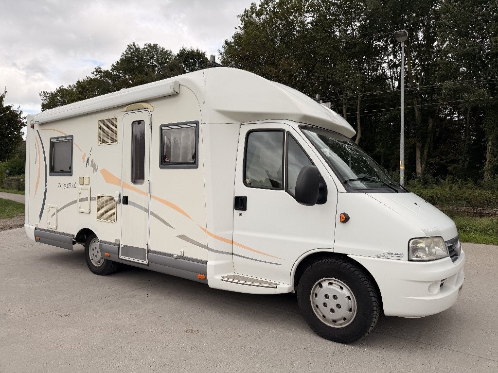Fiat Benimar Perseo 680cc Bj 2004 2.8JTD 101.000km, Caravans en Kamperen, Chemisch toilet, Standaard zit, Fiat, Vloeistofverwarming