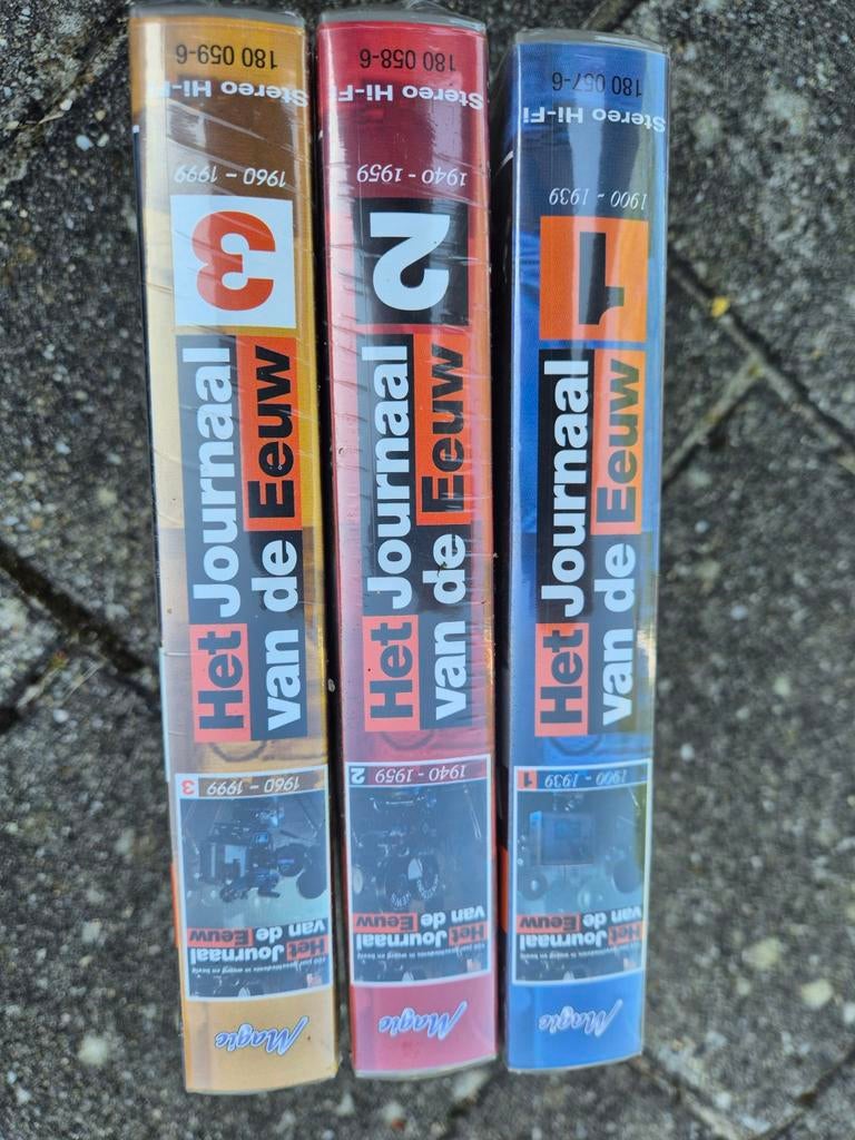 Het journaal van de eeuw 1900 - 1999 VHS VRT, Ophalen