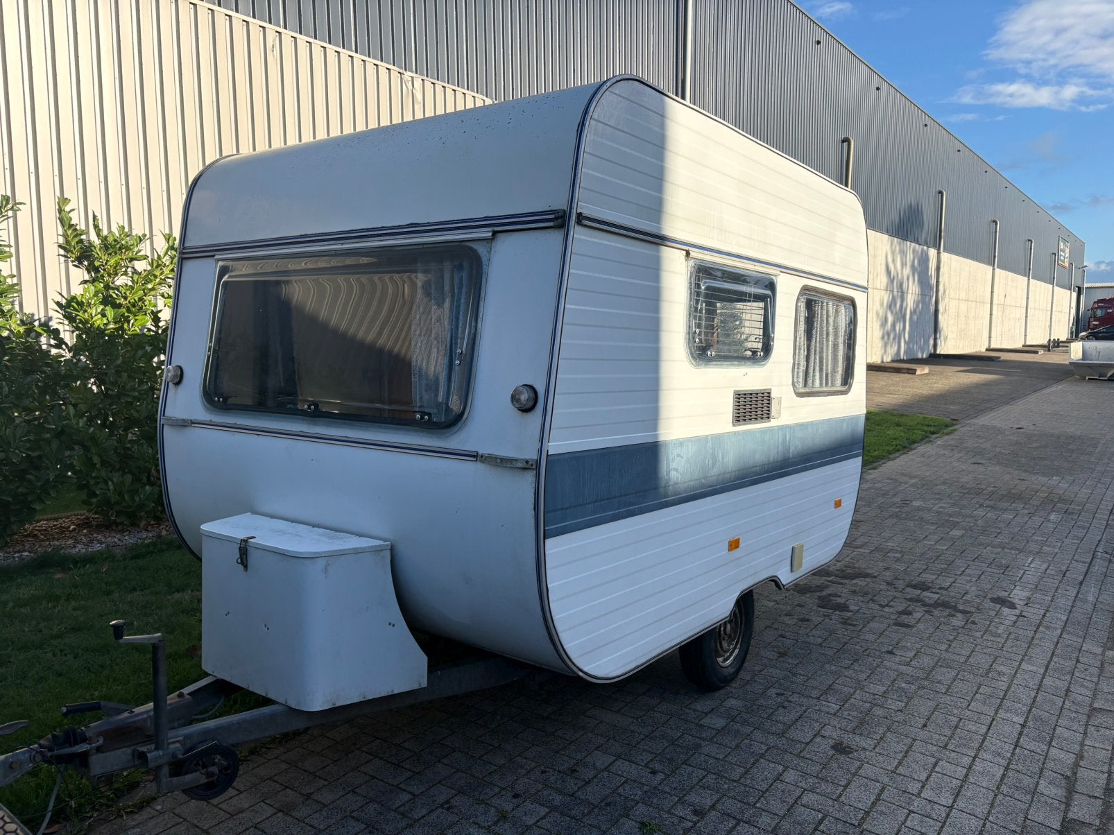 Caravan Adria 305SL >750 kg, Particulier, Adria