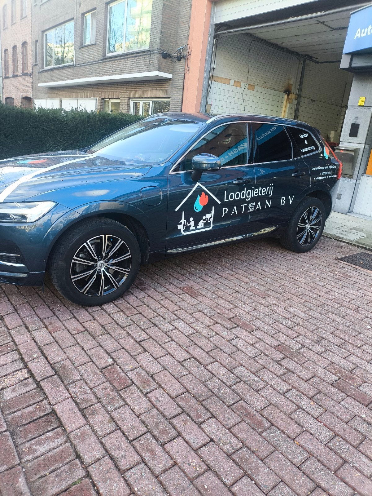 Volvo XC60 T8 Twin engine Plug in hybride – BTW-wagen, Auto's, Automaat, 335 kW, Blauw, Leder