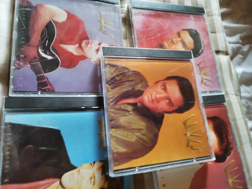 Elvis collectie, Ophalen
