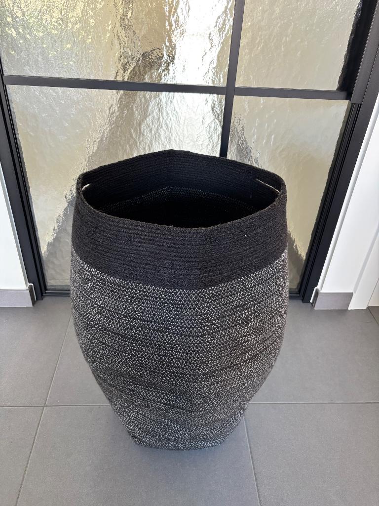 Juten wasmand donkergrijs/zwart, Ophalen of Verzenden, Zo goed als nieuw, Zwart