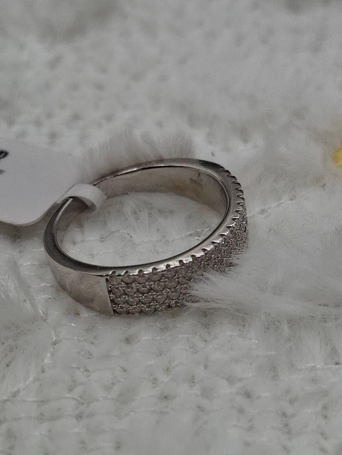 Prachtige schitterende gerhodineerde ring van 925 zilver, Handtassen en Accessoires, Ringen, Nieuw, Dame of Heer, 17 tot 18, Zilver