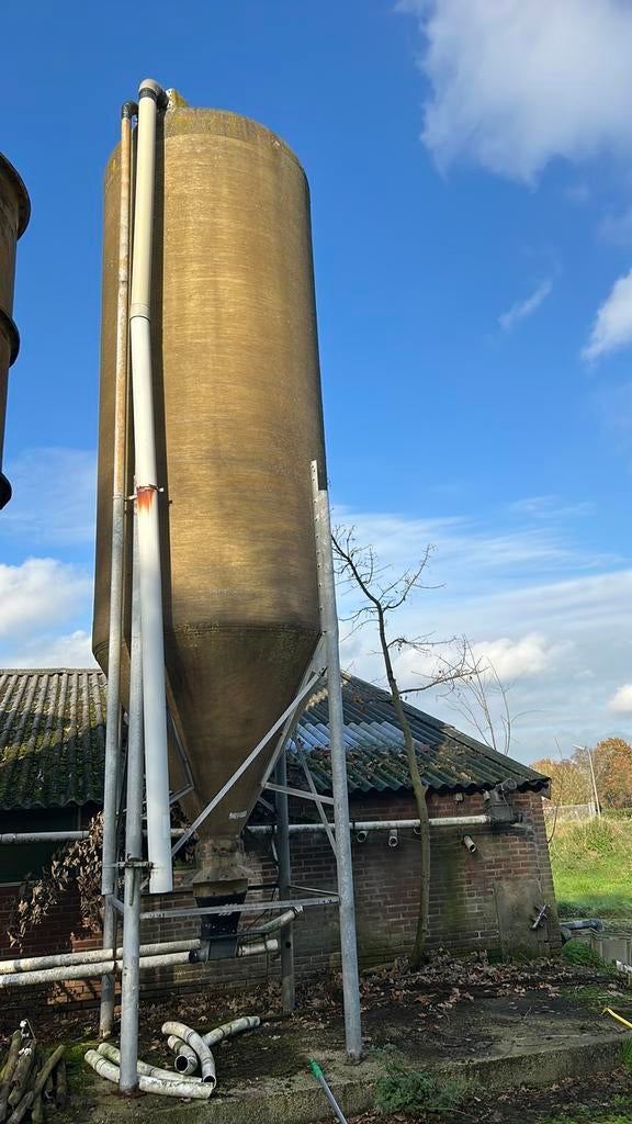 Veevoeder silo gratis af te halen, Ophalen