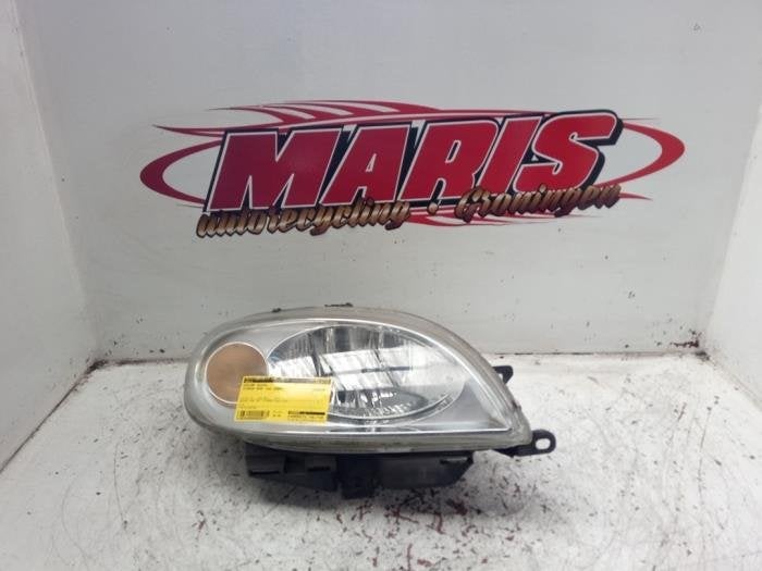 Phare droit d'un Citroen Saxo, Autos : Pièces & Accessoires, -, 3 mois de garantie, Utilisé, -