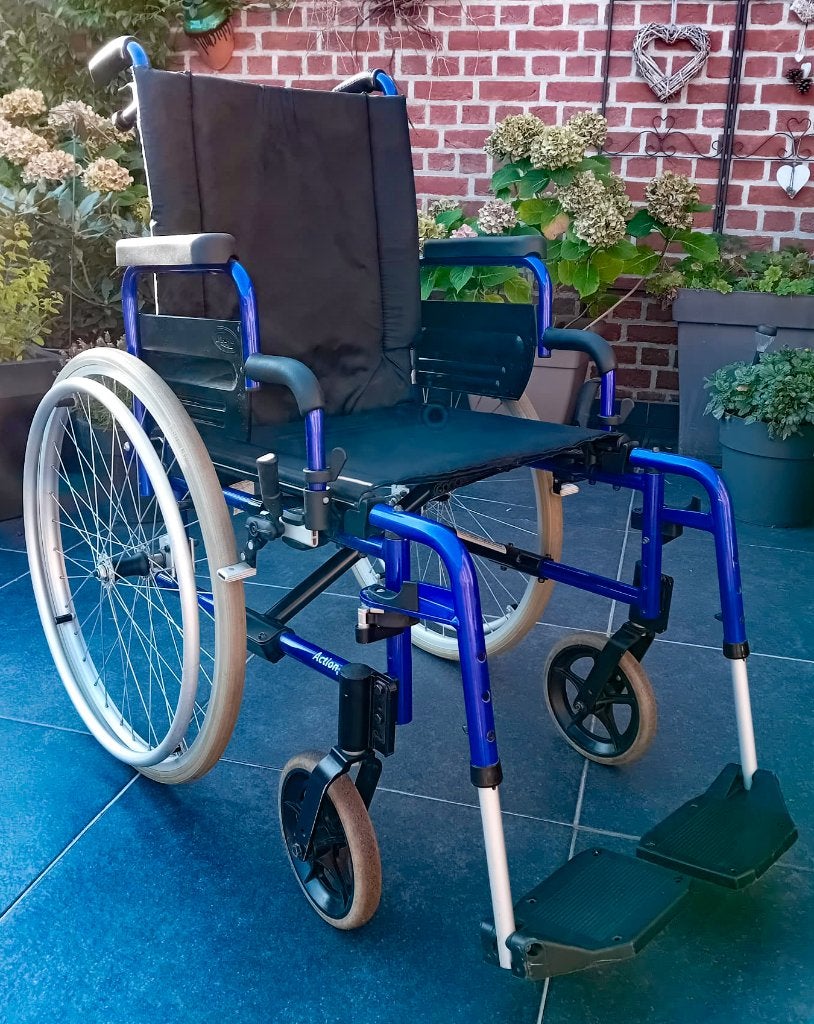 Rolstoel, Ophalen, Zo goed als nieuw, Handbewogen rolstoel