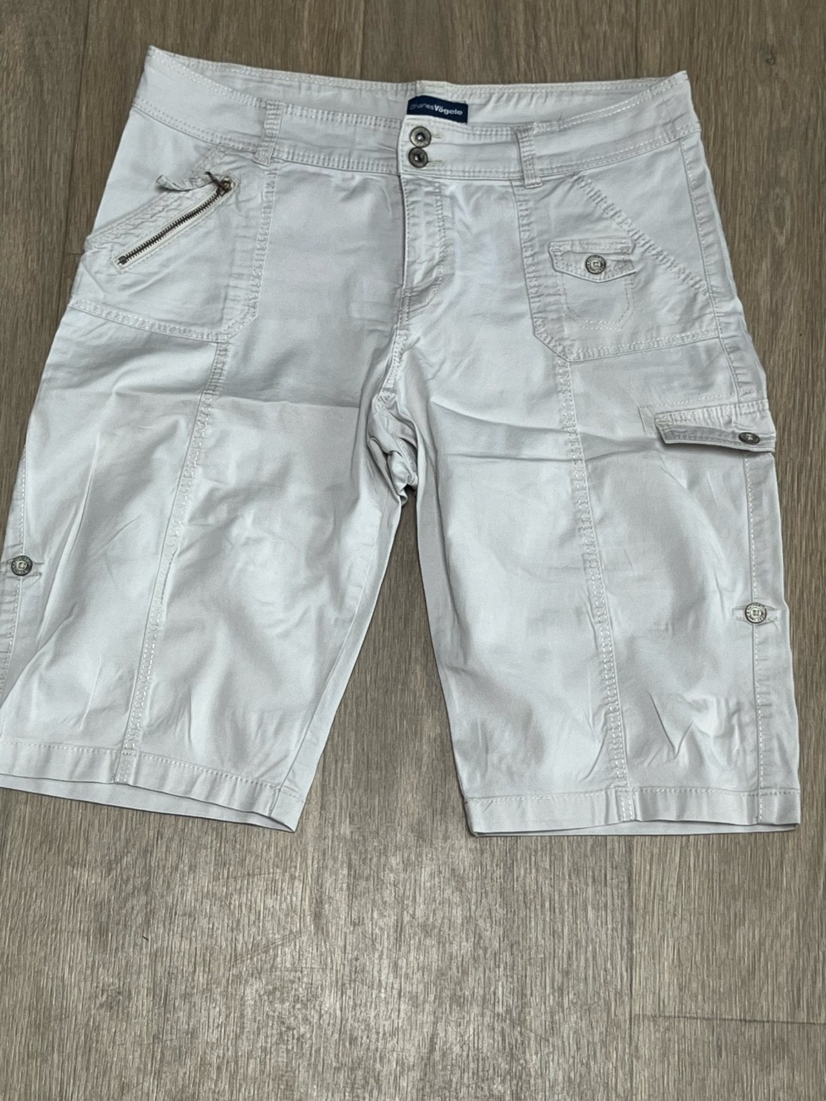Beige damesshort vogele maat 38/40, Ophalen of Verzenden, Zo goed als nieuw, Maat 38/40 (M), Beige