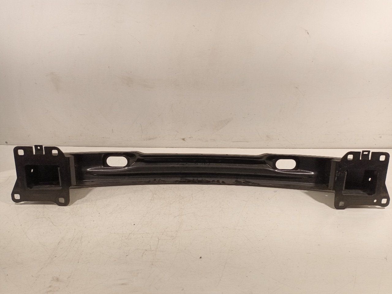 Bumperbalk achter Land Rover Evoque, Onderdelen@venauto.nl, Van der Ven Autorecycling B.V., Land Rover, Ettenseweg 76, 4706 PB Roosendaal, The Netherlands