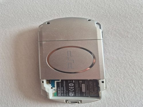 Sony PSP — Werkt op stroomadapter (zonder batterij/lader), Overige kleuren, Ophalen of Verzenden, PSP, Gebruikt