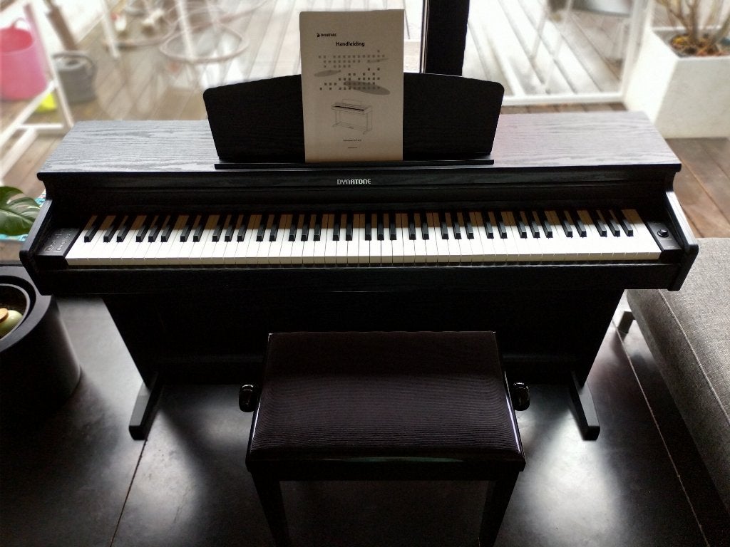 digitale piano Dynatone met stoel, Musique & Instruments, Digital, Enlèvement, Utilisé, Piano