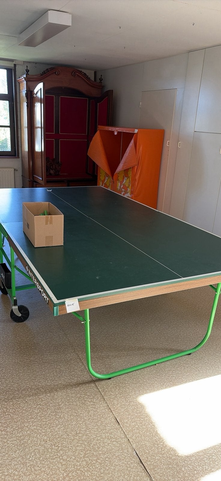 Ping pong tafel Intersport + materiaal, Sport en Fitness, Ophalen, Zo goed als nieuw